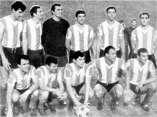 Argentina National Team in 1964. Standing: Rattín, Varacka, Carrizo, Vieytez, Ramos Delgado, Simeone. Crouching: Onega, Rendo, Prospitti, Rojas and Mesiano. Credit: m.diariouno.com.ar.